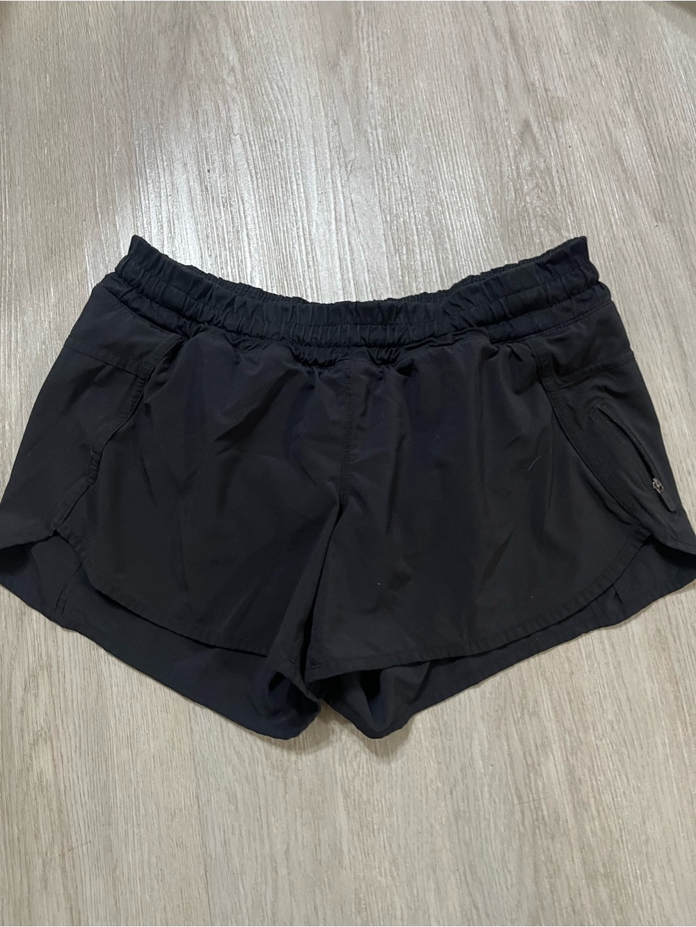 Lululemon Black Elastic Waist Windbreaker Running Shorts 8